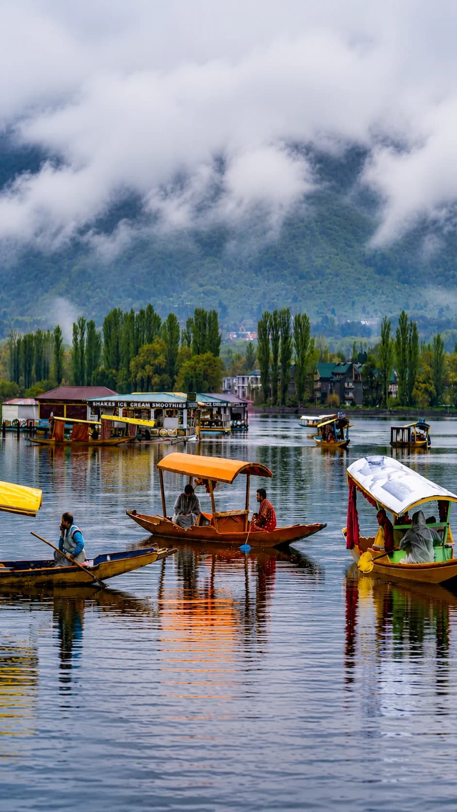 Kashmir Group Tour Package | 5 Nights 6 Days